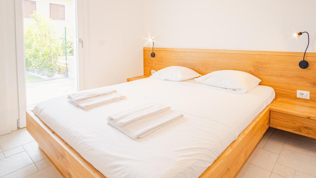 Ferienwohnung Il Vento Del Nord - Italian Homing Padenghe sul Garda Exterior foto